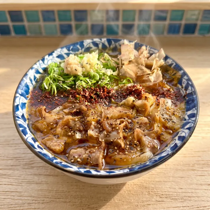 かすパンチ（ジオラマ風に描いた丼）