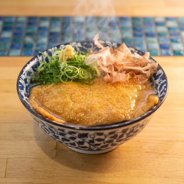 きつねうどん（ジオラマ風に描いた丼）